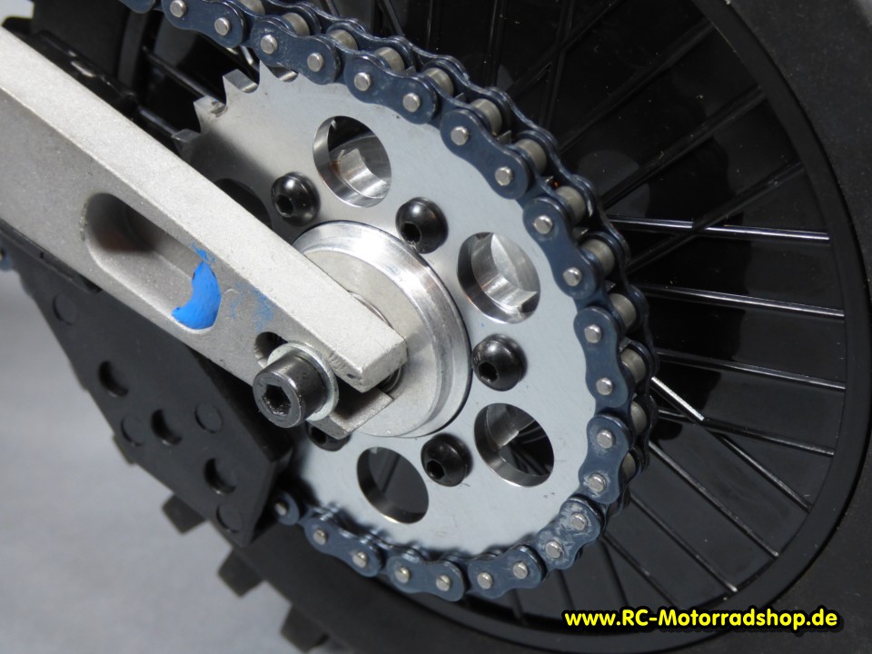 RCMS-042: Upgrade Radnabe hinten links Aluminium ARX-540 / X-Rider BX4003 + 4004 / REELY Offroad Bike RCMS-042
